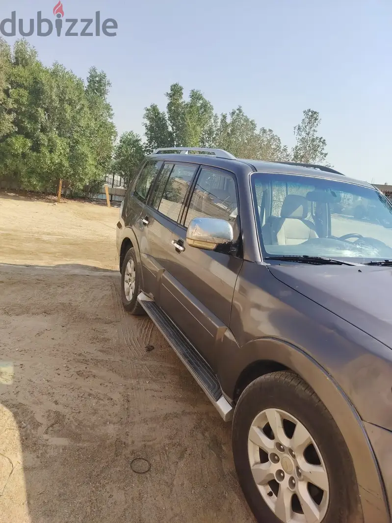 Mitsubishi Pajero 2010