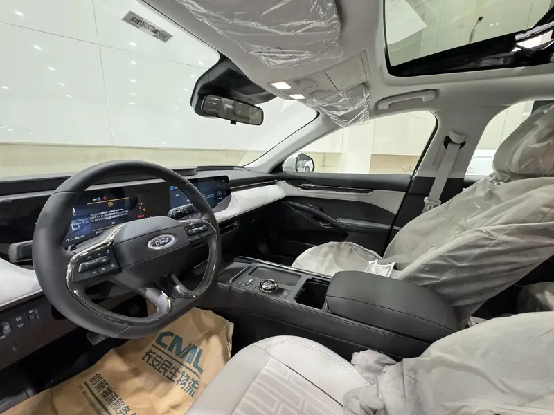 Ford Taurus 2025