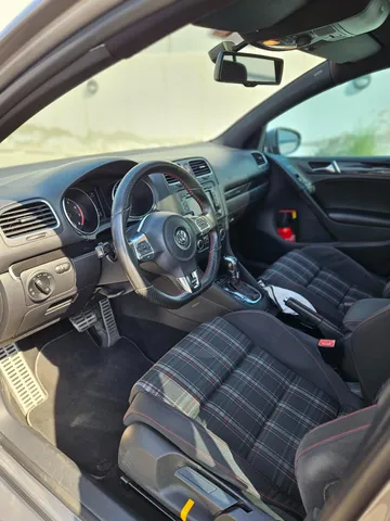 Volkswagen Golf GTI 2011