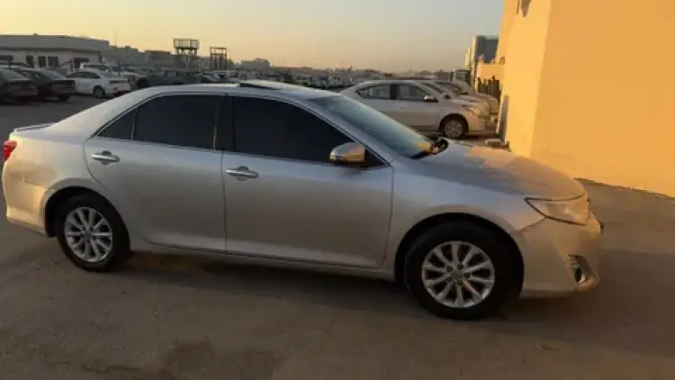 toyota toyota-camry image Toyota Camry 2014