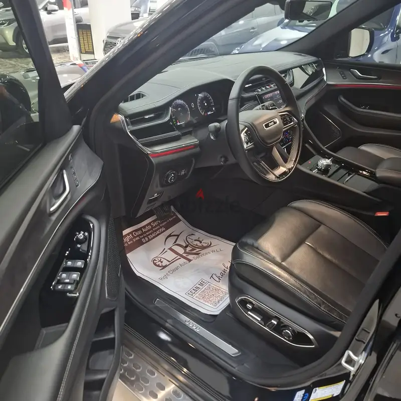 جيب جراند شيروكي 2023