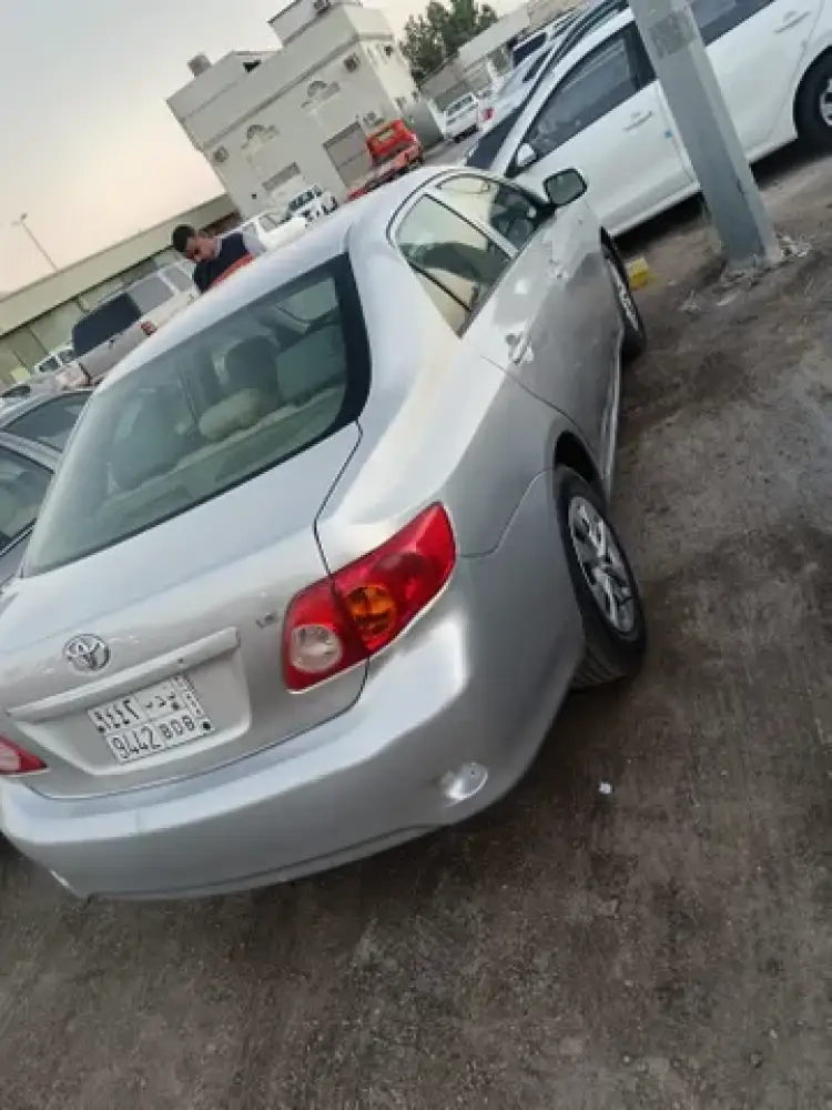 toyota toyota-corolla image Toyota Corolla 2010