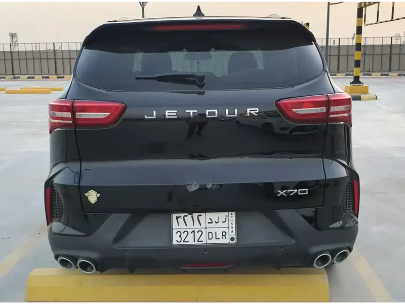 Discover undefined undefined Exterior Interior Images.Find all aspects and details of cars.
