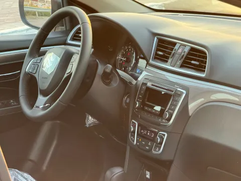 New Suzuki Ciaz 1.5L GLX 2025