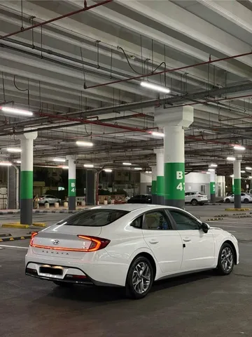 Discover undefined undefined Exterior Interior Images.Find all aspects and details of cars.