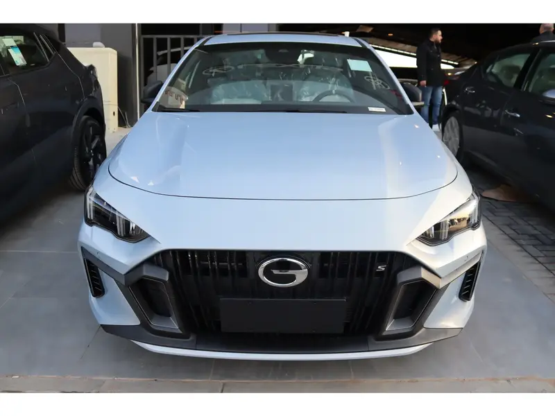 Discover undefined undefined Exterior Interior Images.Find all aspects and details of cars.