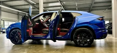 Discover undefined undefined Exterior Interior Images.Find all aspects and details of cars.