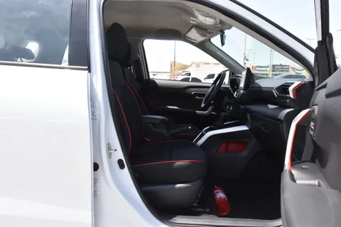 New Toyota Raize 1.2L E 2024