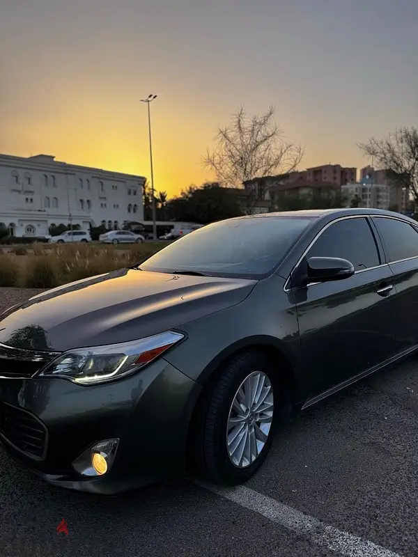 Toyota Avalon 2013