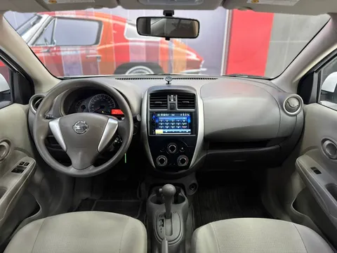 Nissan Sunny 1.5L SV 2022