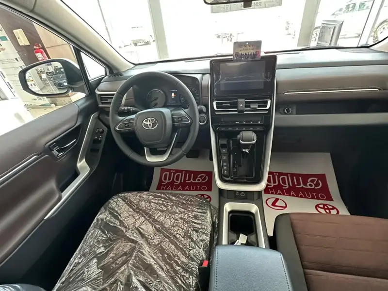 Toyota Innova 2024