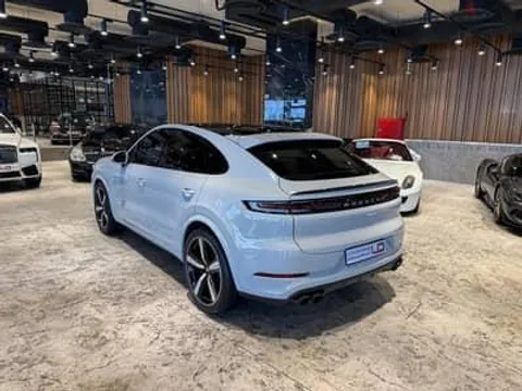 Discover undefined undefined Exterior Interior Images.Find all aspects and details of cars.