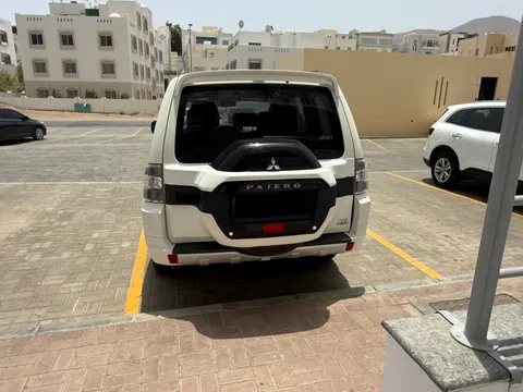 Mitsubishi Pajero GLS V6 2018
