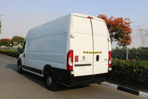 Peugeot Boxer 2.2L Diesel (L4H3) 2022