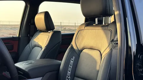 Discover undefined undefined Exterior Interior Images.Find all aspects and details of cars.