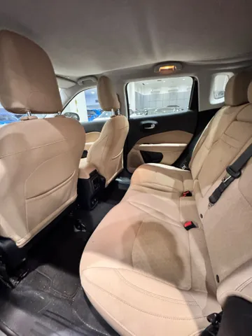Discover undefined undefined Exterior Interior Images.Find all aspects and details of cars.