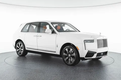 New Rolls Royce Cullinan 6.75L Twin-Turbo 563 HP 2025