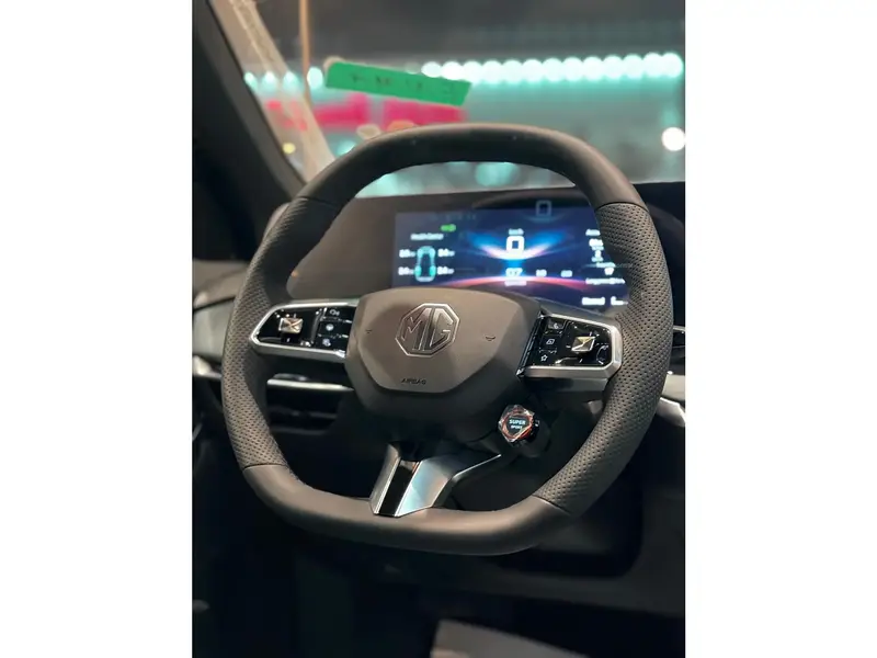 Discover undefined undefined Exterior Interior Images.Find all aspects and details of cars.