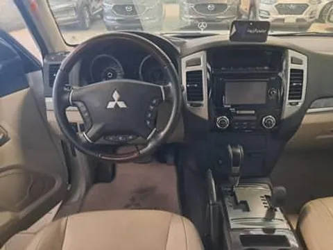 Discover undefined undefined Exterior Interior Images.Find all aspects and details of cars.