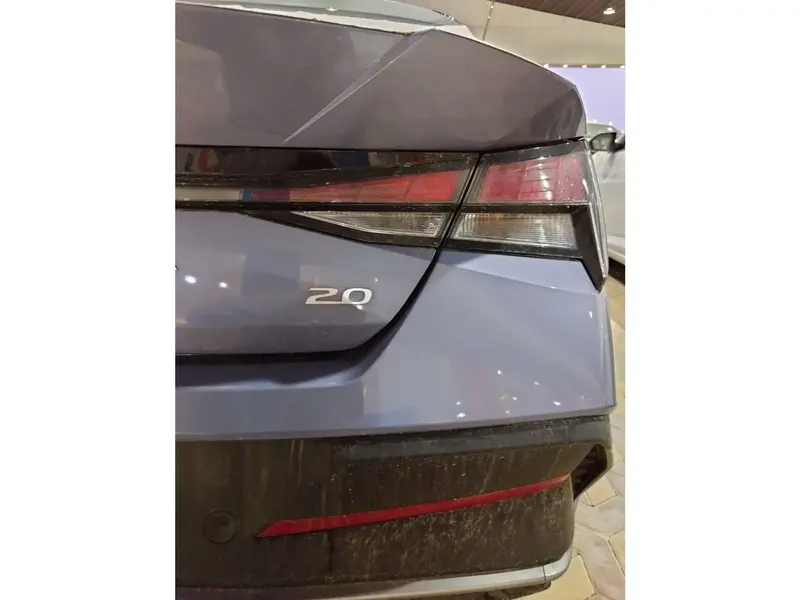 Hyundai Elantra 2025