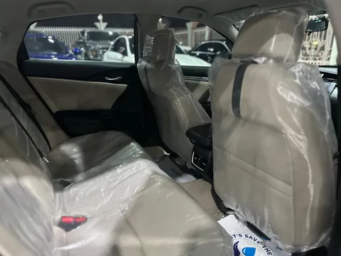 Honda Civic 2.0 LXi 2018