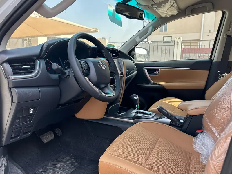 Toyota Fortuner 2024