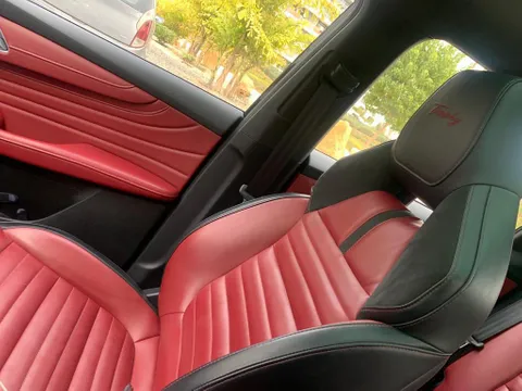 Discover undefined undefined Exterior Interior Images.Find all aspects and details of cars.