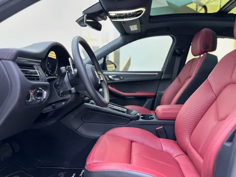 New Porsche Macan 2023