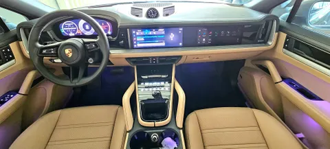 Discover undefined undefined Exterior Interior Images.Find all aspects and details of cars.