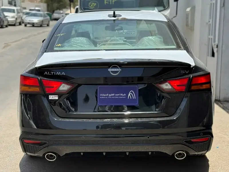 Nissan Altima 2025