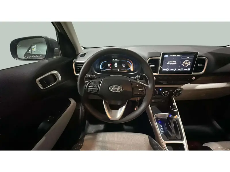 Discover undefined undefined Exterior Interior Images.Find all aspects and details of cars.