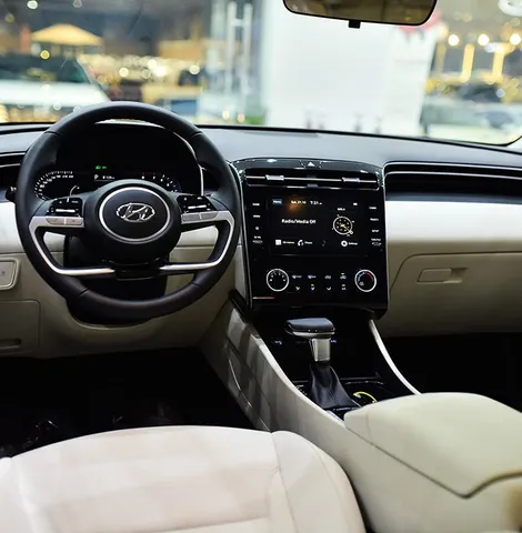 Discover undefined undefined Exterior Interior Images.Find all aspects and details of cars.