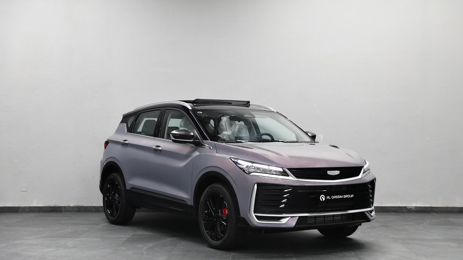 Discover undefined undefined Exterior Interior Images.Find all aspects and details of cars.