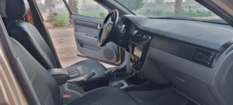 Discover undefined undefined Exterior Interior Images.Find all aspects and details of cars.