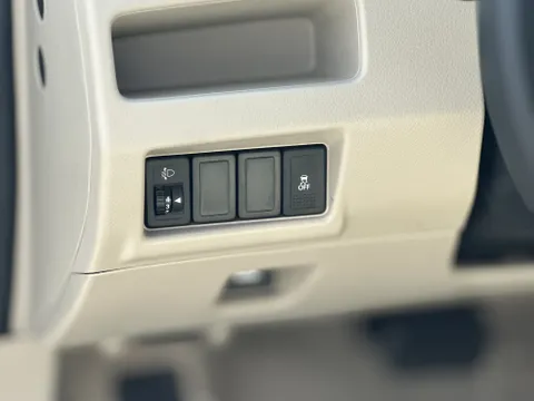 Discover undefined undefined Exterior Interior Images.Find all aspects and details of cars.