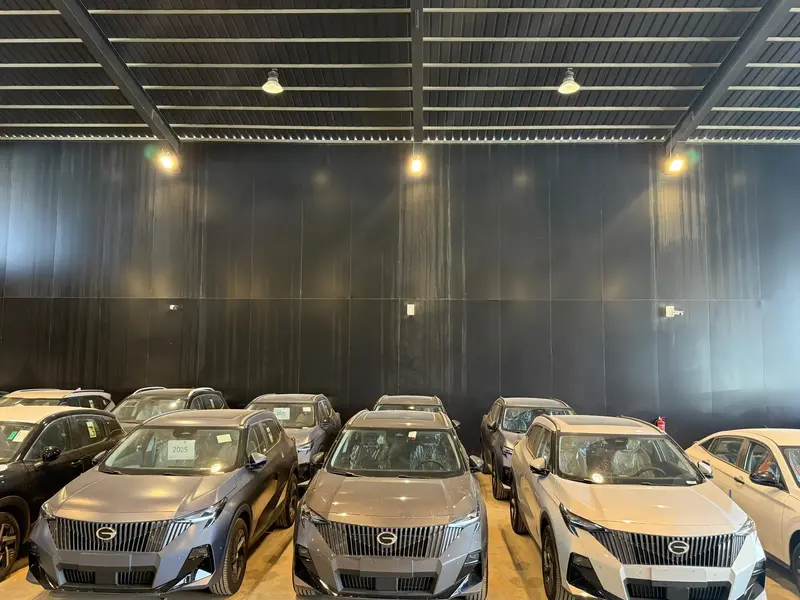Discover undefined undefined Exterior Interior Images.Find all aspects and details of cars.