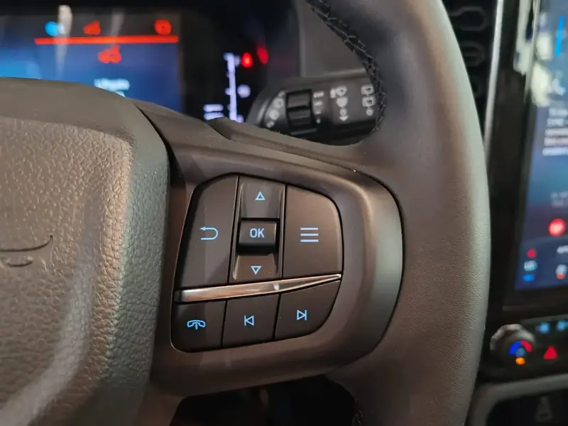 Ford EVEREST 2025