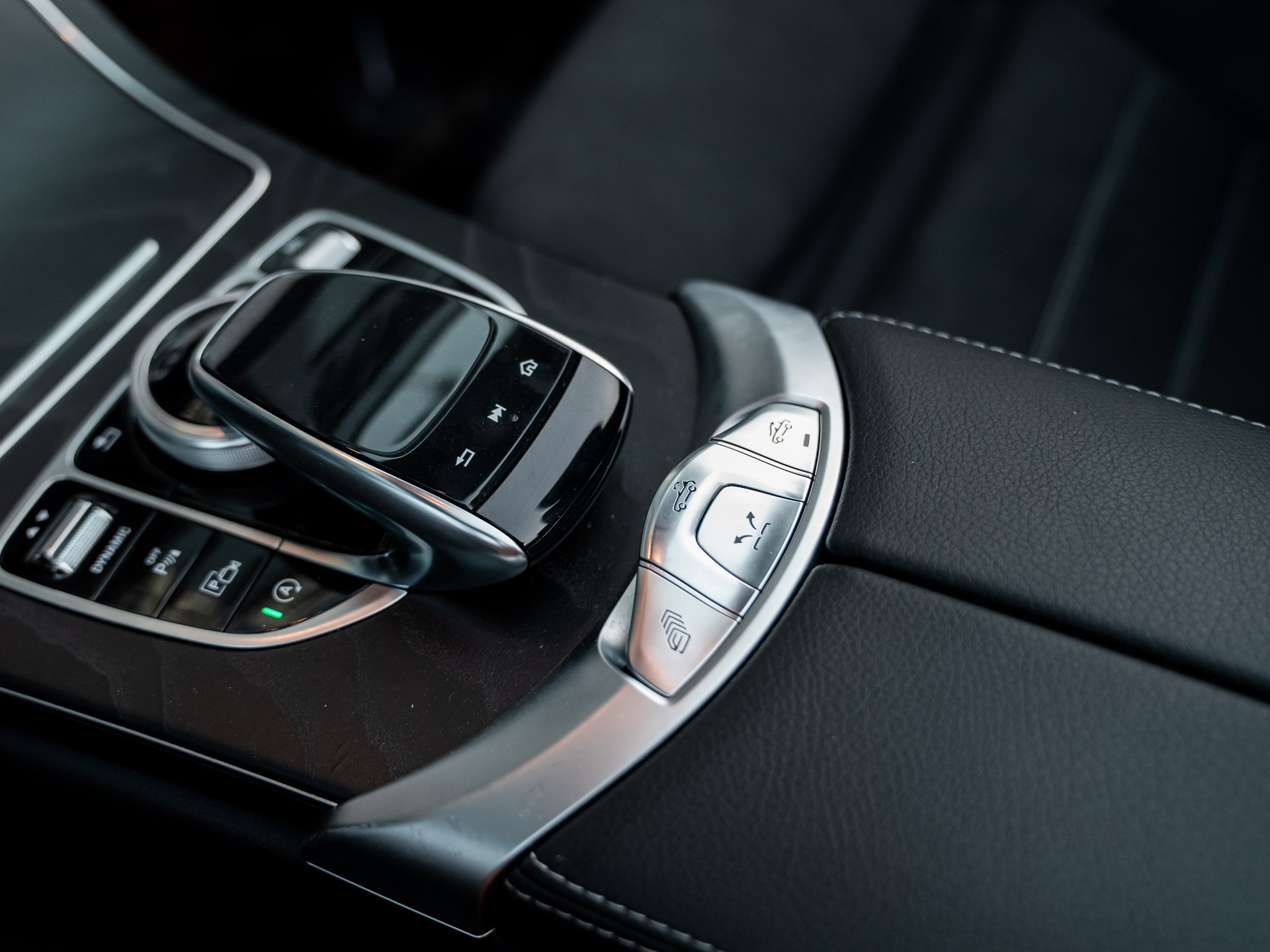 مرسيدس بنز C Class 2023