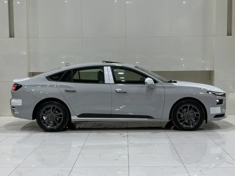 Ford Taurus 2025