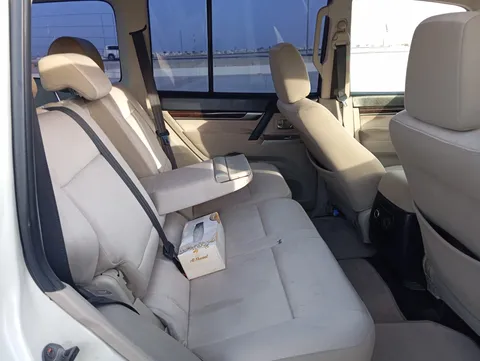 Mitsubishi Pajero 3.5L GLS 5 Door 2012