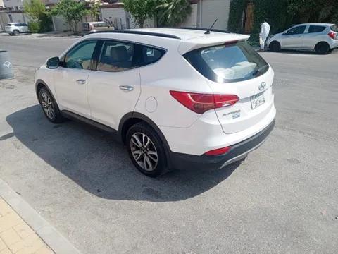 Discover undefined undefined Exterior Interior Images.Find all aspects and details of cars.
