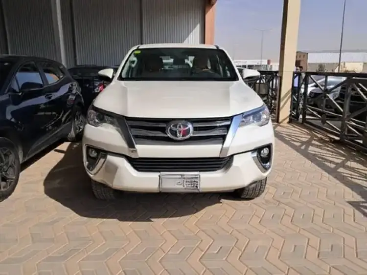 toyota toyota-fortuner image Toyota Fortuner 2020