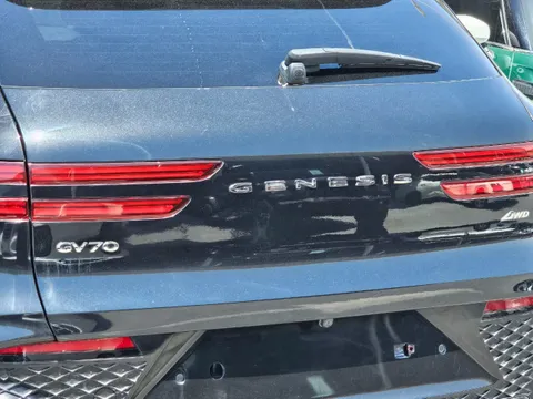 Genesis GV70 2.5T Platinium 2022