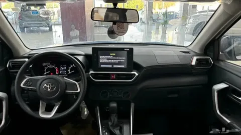 Discover undefined undefined Exterior Interior Images.Find all aspects and details of cars.