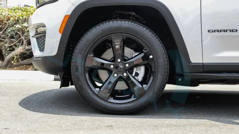 New Jeep Grand Cherokee 3.6L Altitude 2024