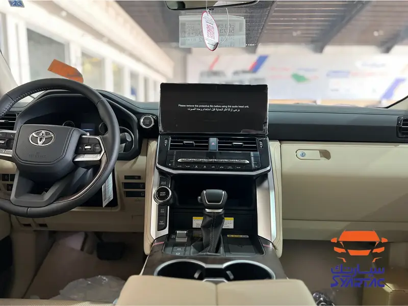 Toyota Land Cruiser Wagon 2024