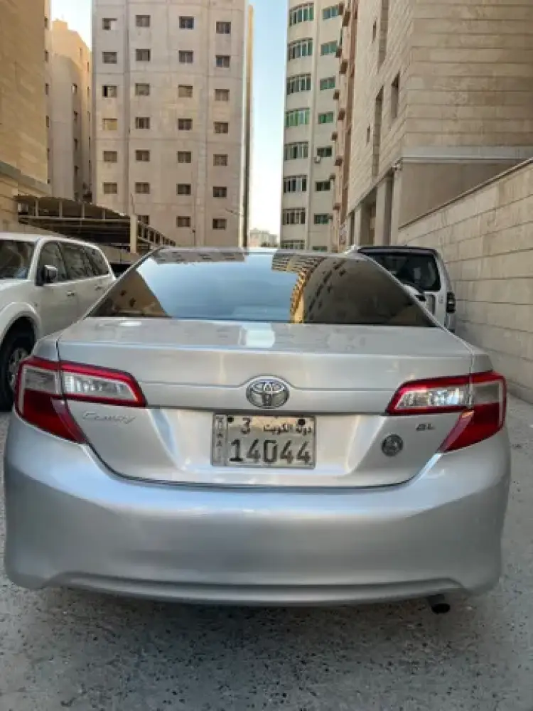 toyota toyota-camry image Toyota Camry 2012
