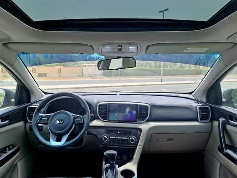 Kia Sportage 1.6L LX (FWD) 2020
