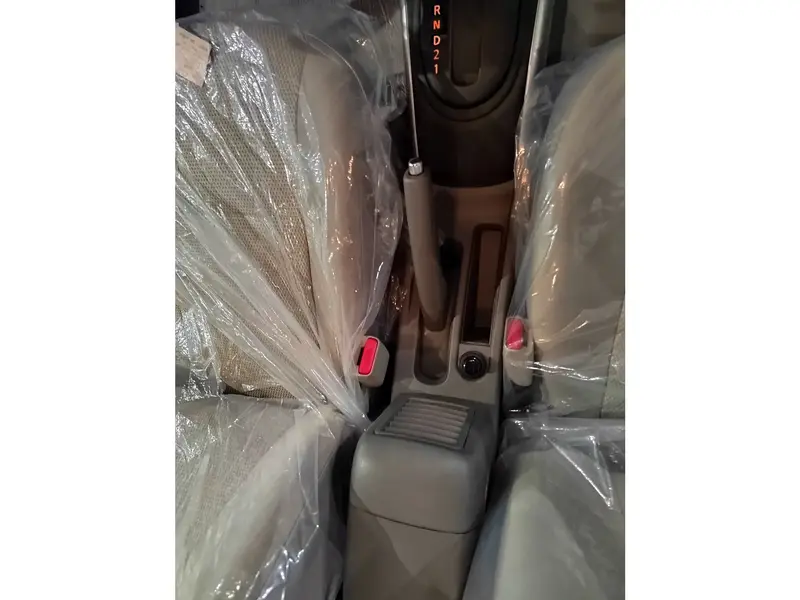 Nissan Sunny 2024