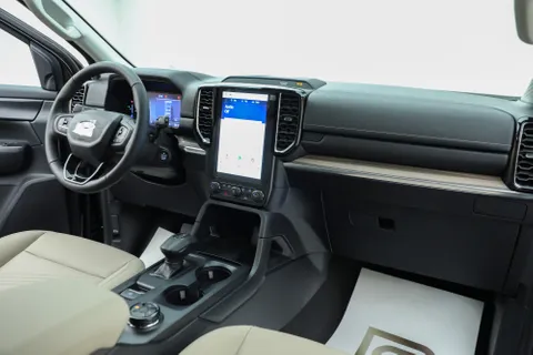 New Ford Everest  2.3L XLT AWD 2024
